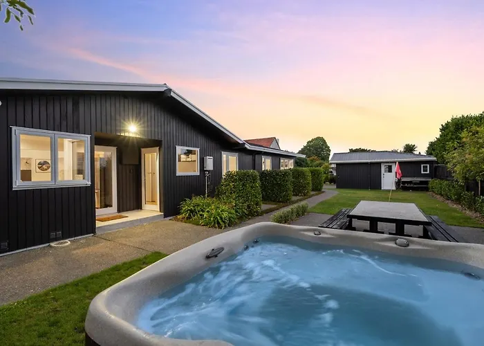 Above Par Golf Course With Hot Tub 4bd3bth *