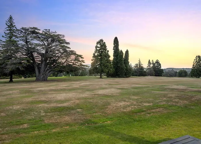Above Par Golf Course With Hot Tub 4bd3bth Villa