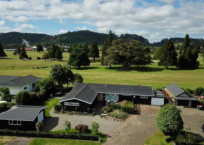Above Par Golf Course With Hot Tub 4bd3bth *