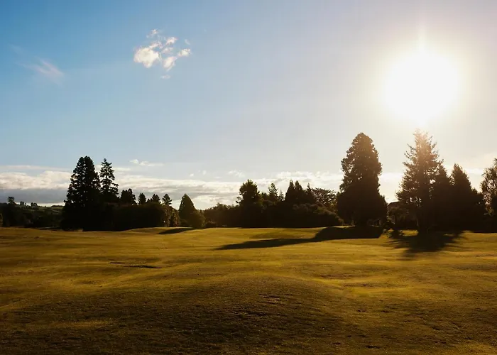 Villa Above Par Golf Course With Hot Tub 4bd3bth *